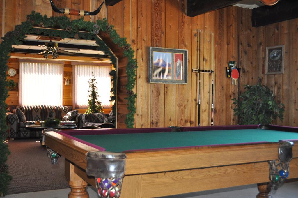 Rocky Ridge Country Lodge Mountain View Eksteriør bilde